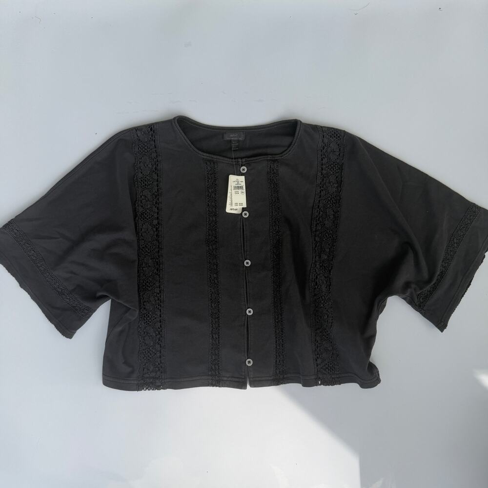 Aerie Short Sleeve Crochet Cardigan Womens Medium Black Cropped Buttoned Top NWT